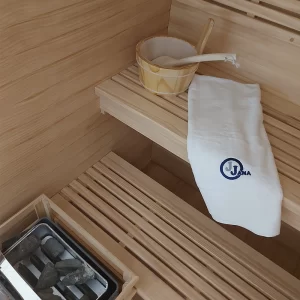 Das Innere der finnischen Sauna JF122.
